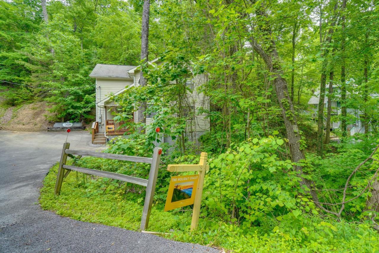 Gatlinburg Vacation Rental Balcony With Hot Tub! Luaran gambar