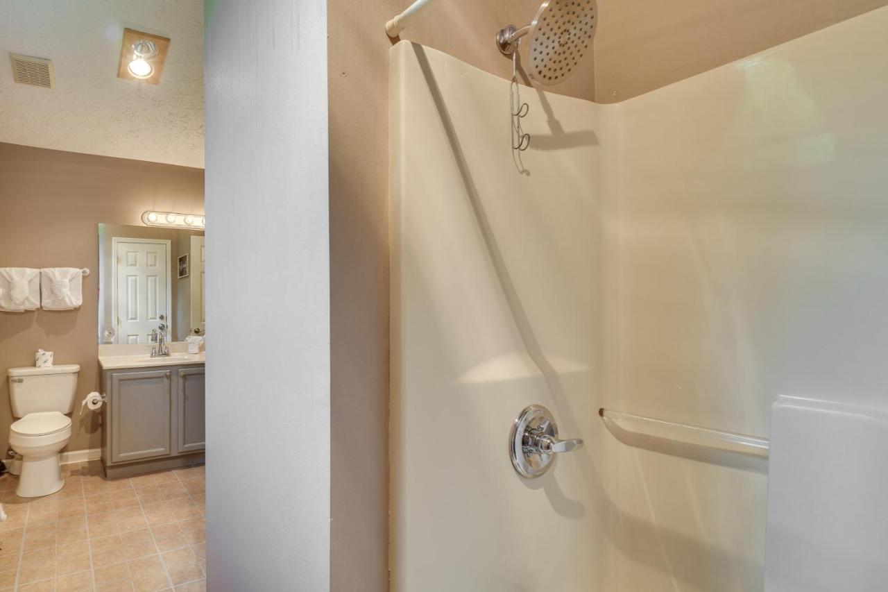 Gatlinburg Vacation Rental Balcony With Hot Tub! Luaran gambar