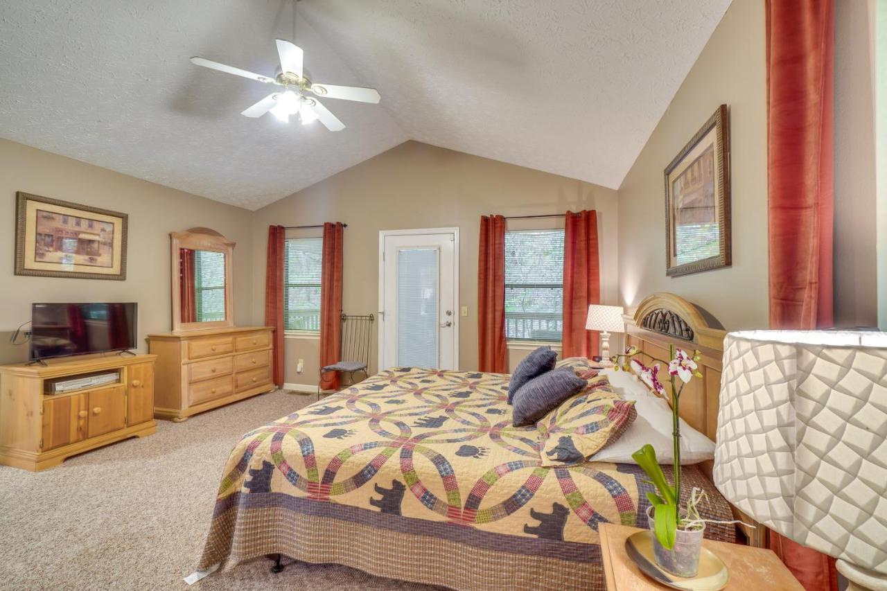 Gatlinburg Vacation Rental Balcony With Hot Tub! Luaran gambar